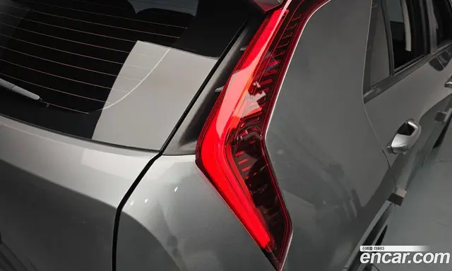 Kia Niro 2022 0.2 автомат (гидро), миниатюра 8