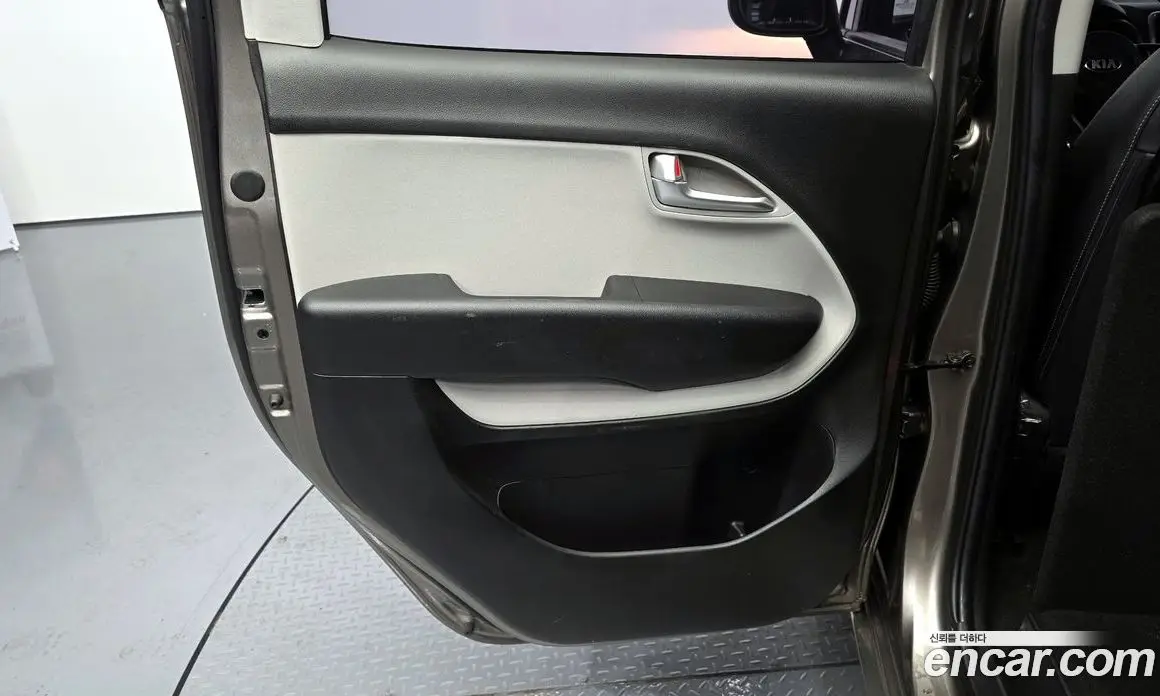 Kia Ray 2021 1.0 автомат (гидро), фото 14 Kia Ray 2021 1.0 автомат (гидро), фото 14