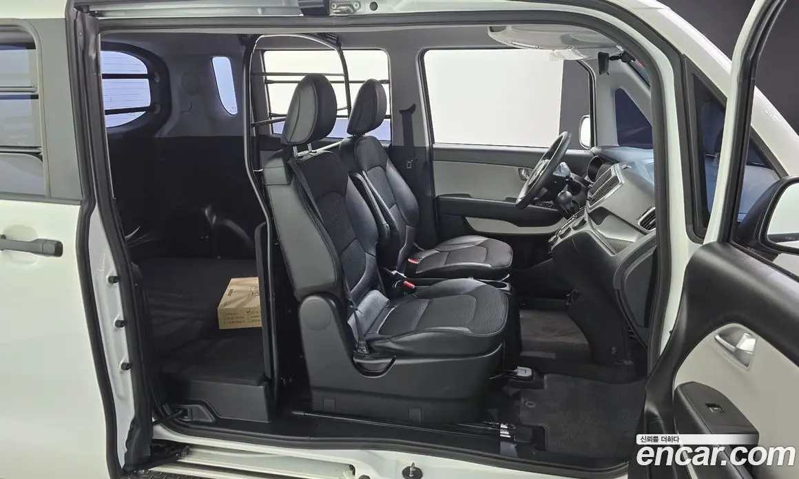 Kia Ray 2021 1.0 автомат (гидро), фото 17