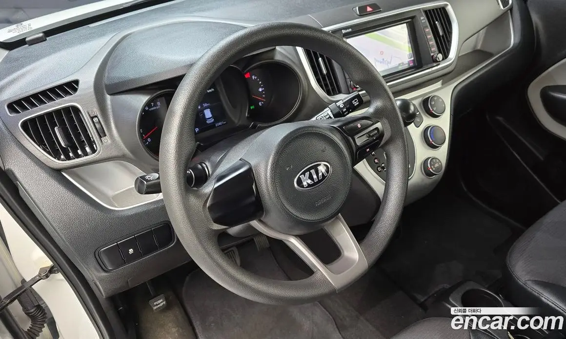 Kia Ray 2021 1.0 автомат (гидро), фото 18