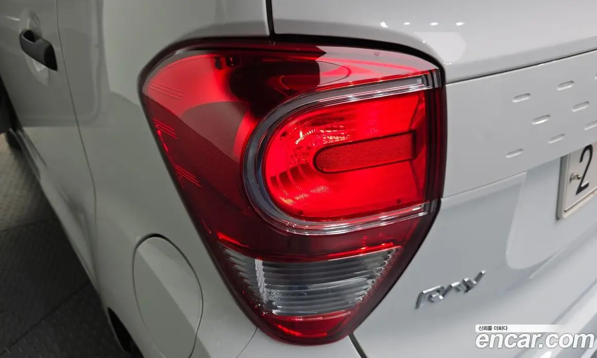 Kia Ray 2021 1.0 автомат (гидро), фото 9