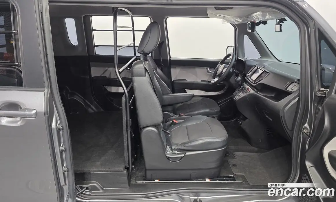 Kia Ray 2022 1.0 автомат (гидро), фото 17