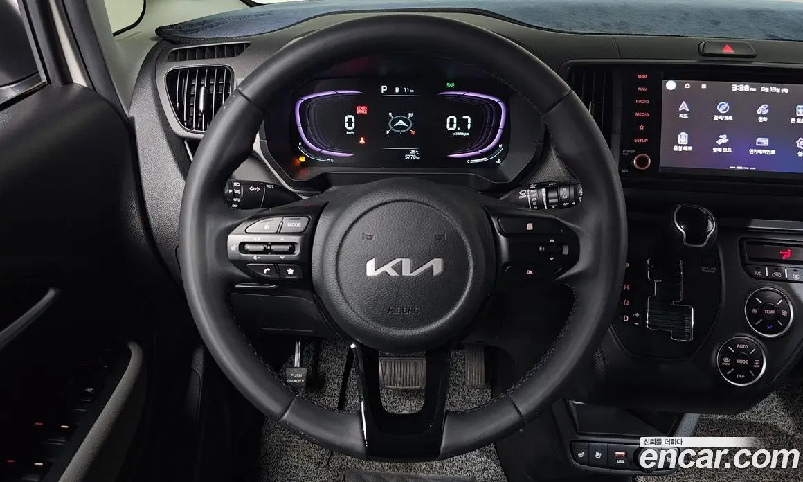 Kia Ray 2022 1.0 автомат (гидро), фото 18