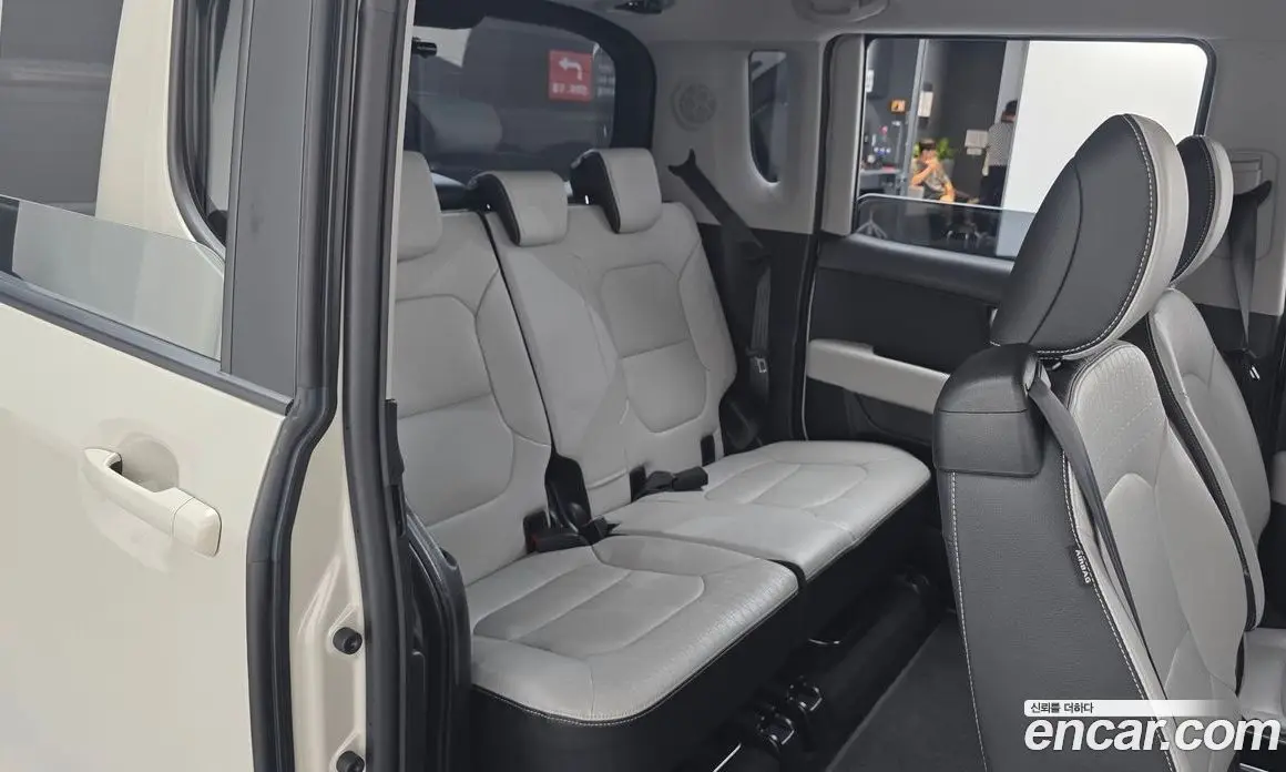 Kia Ray 2022 1.0 автомат (гидро), фото 16