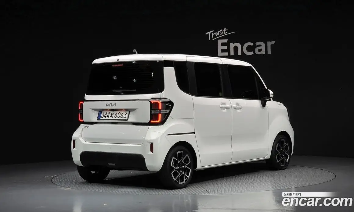 Kia Ray 2023 1.0 автомат (гидро), фото 2 Kia Ray 2023 1.0 автомат (гидро), фото 2