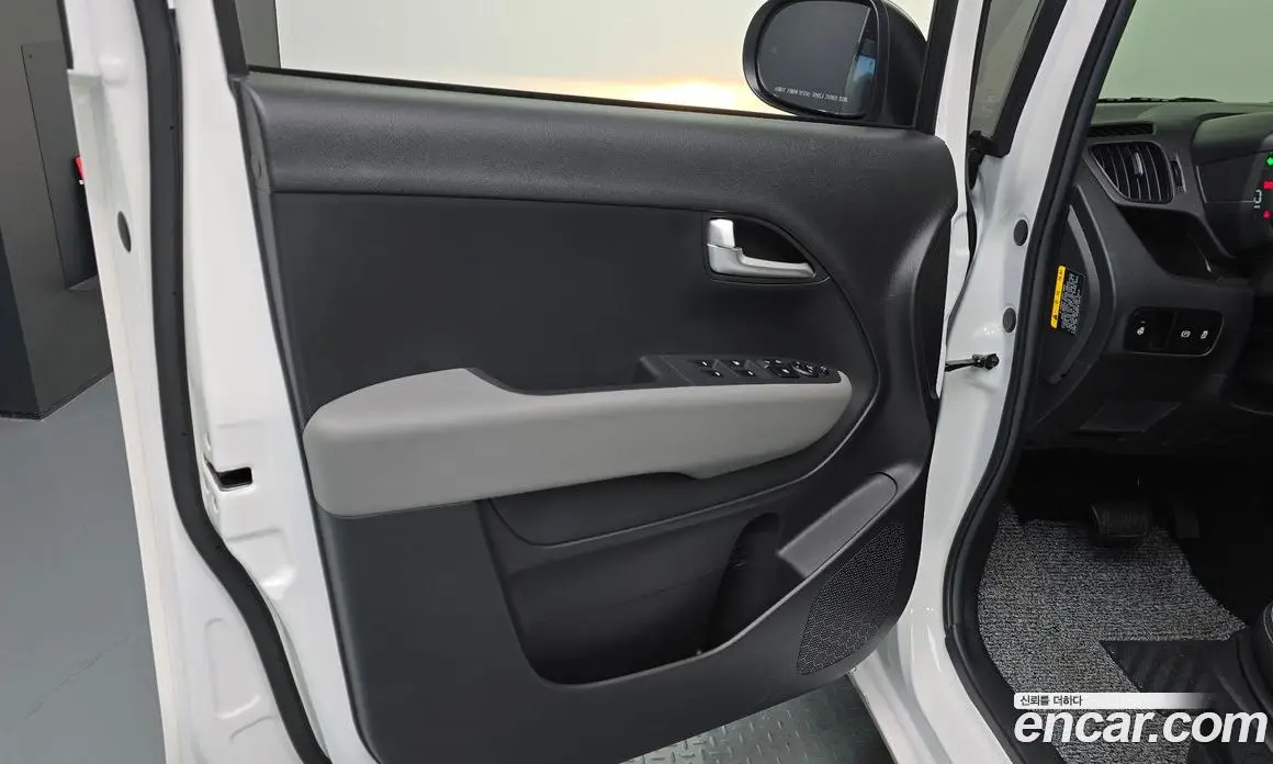 Kia Ray 2025 1.0 автомат (гидро), фото 14