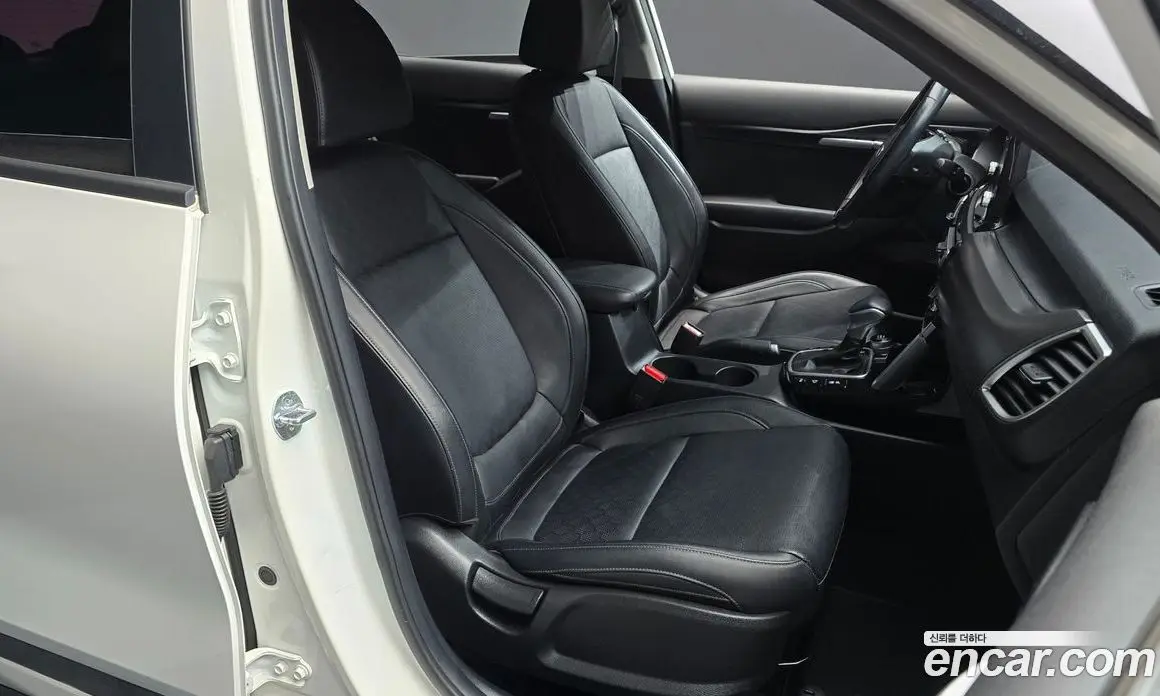 Kia Seltos 2020 1.6 автомат (гидро), фото 16 Kia Seltos 2020 1.6 автомат (гидро), фото 16