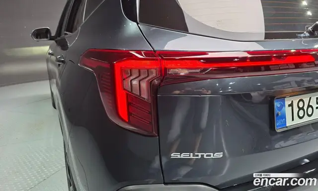 Kia Seltos 2023 1.6 автомат (гидро), миниатюра 9