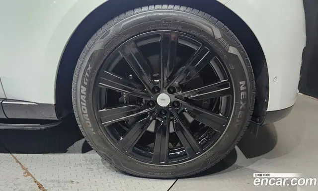 Land Rover Range Rover 2023 4.4 автомат (гидро), миниатюра 7