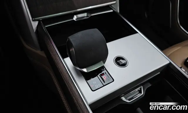 Land Rover Range Rover 2025 4.4 автомат (гидро), миниатюра 11