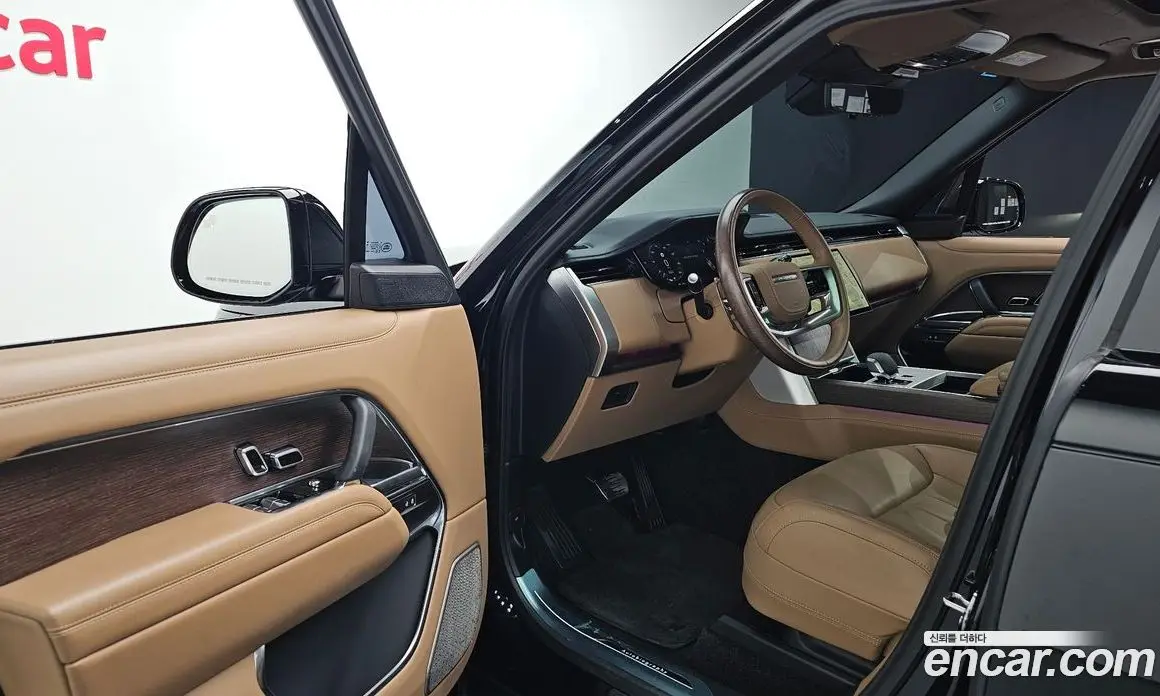 Land Rover Range Rover 2025 4.4 автомат (гидро), фото 12
