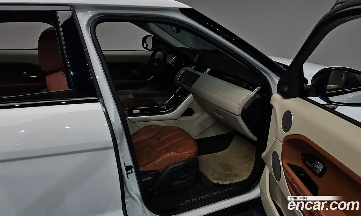 Land Rover Range Rover Evoque 2014 2.2 автомат (гидро), фото 16