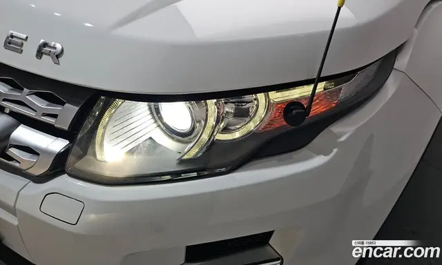 Land Rover Range Rover Evoque 2014 2.2 автомат (гидро), миниатюра 7