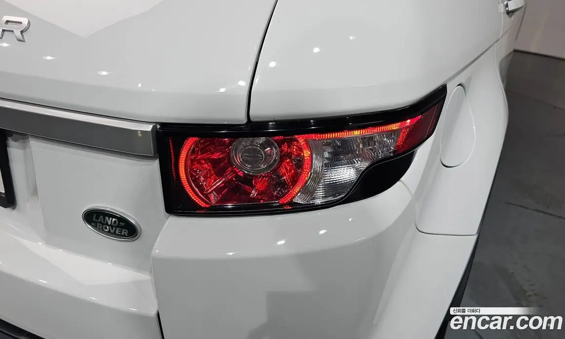 Land Rover Range Rover Evoque 2014 2.2 автомат (гидро), фото 8