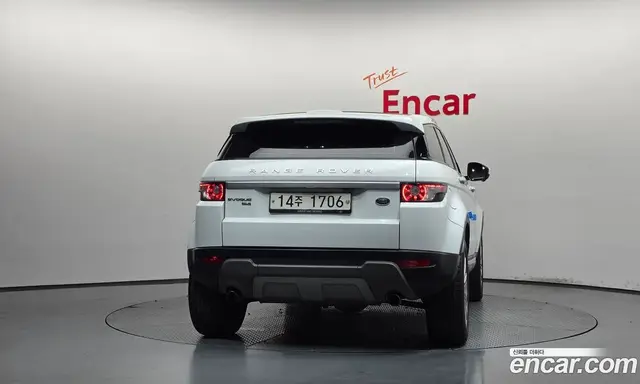 Land Rover Range Rover Evoque 2015 2.0 автомат (гидро), миниатюра 4