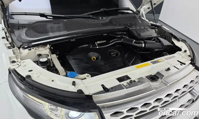Land Rover Range Rover Evoque 2015 2.0 автомат (гидро), миниатюра 6