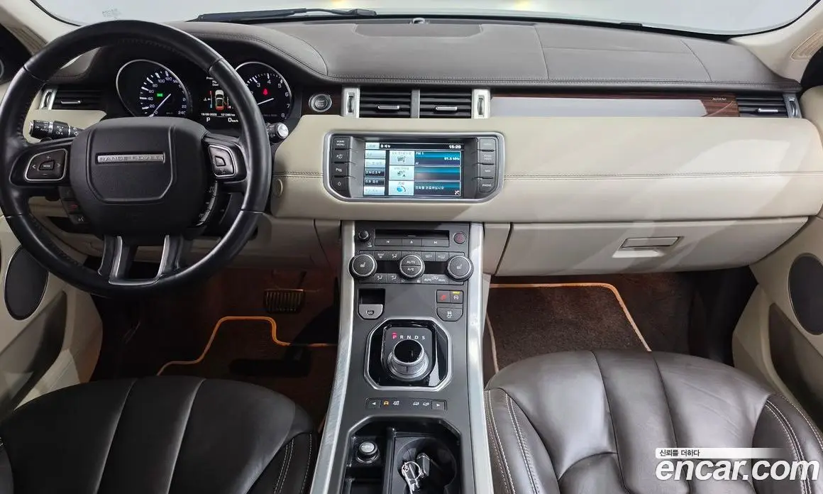 Land Rover Range Rover Evoque 2015 2.0 автомат (гидро), фото 7