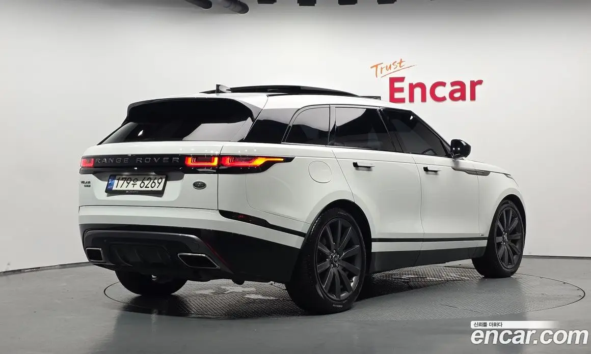 Land Rover Range Rover Velar 2018 3.0 автомат (гидро), фото 1 Land Rover Range Rover Velar 2018 3.0 автомат (гидро), фото 1