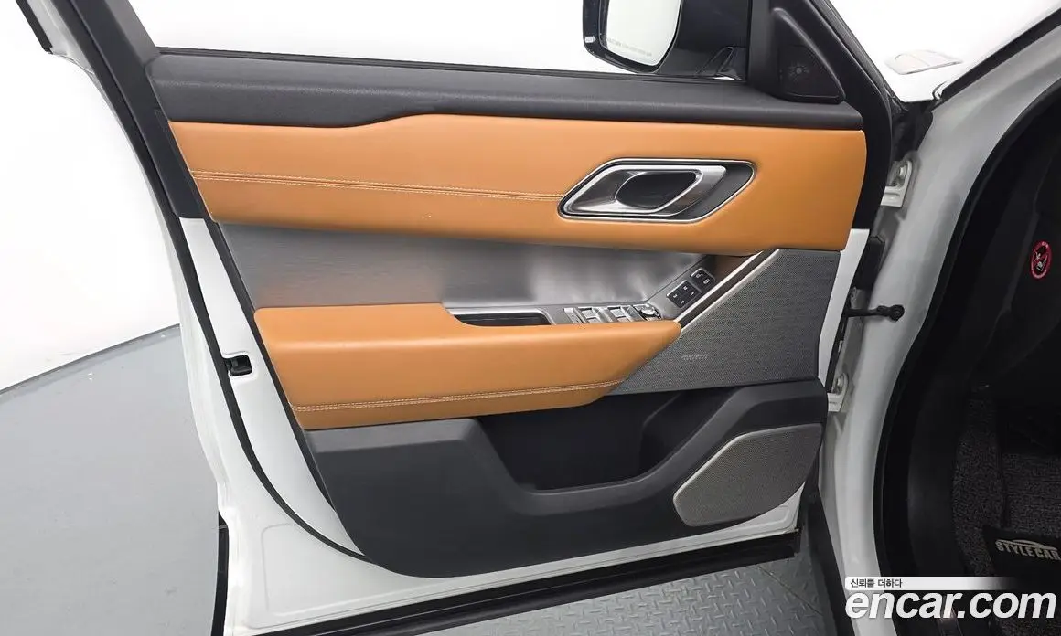 Land Rover Range Rover Velar 2018 3.0 автомат (гидро), фото 13 Land Rover Range Rover Velar 2018 3.0 автомат (гидро), фото 13