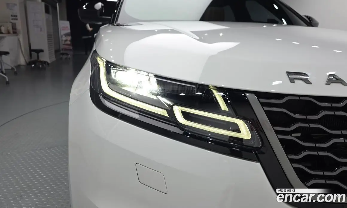 Land Rover Range Rover Velar 2018 3.0 автомат (гидро), фото 7 Land Rover Range Rover Velar 2018 3.0 автомат (гидро), фото 7