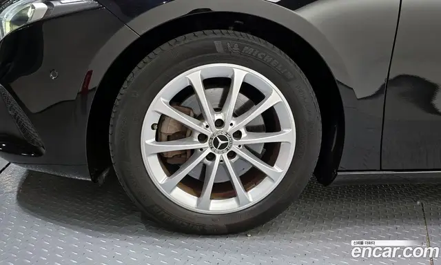 Mercedes-Benz A-Class 2020 2.0 автомат (гидро), миниатюра 5 Mercedes-Benz A-Class 2020 2.0 автомат (гидро), миниатюра 5