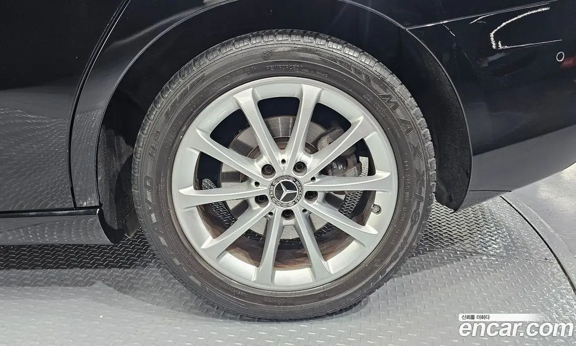 Mercedes-Benz A-Class 2020 2.0 автомат (гидро), фото 5 Mercedes-Benz A-Class 2020 2.0 автомат (гидро), фото 5