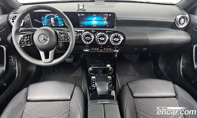 Mercedes-Benz A-Class 2020 2.0 автомат (гидро), миниатюра 7 Mercedes-Benz A-Class 2020 2.0 автомат (гидро), миниатюра 7