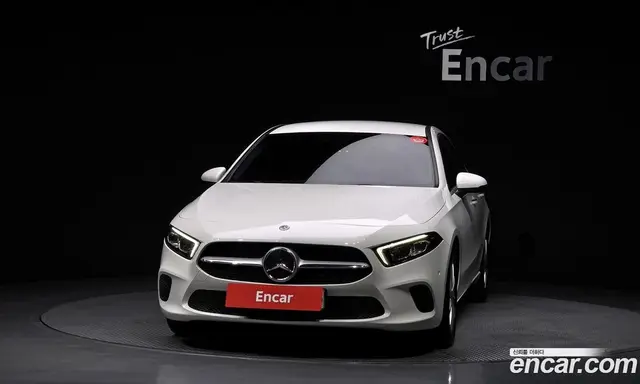 Mercedes-Benz A-Class 2020 2.0 автомат (гидро), миниатюра 3 Mercedes-Benz A-Class 2020 2.0 автомат (гидро), миниатюра 3