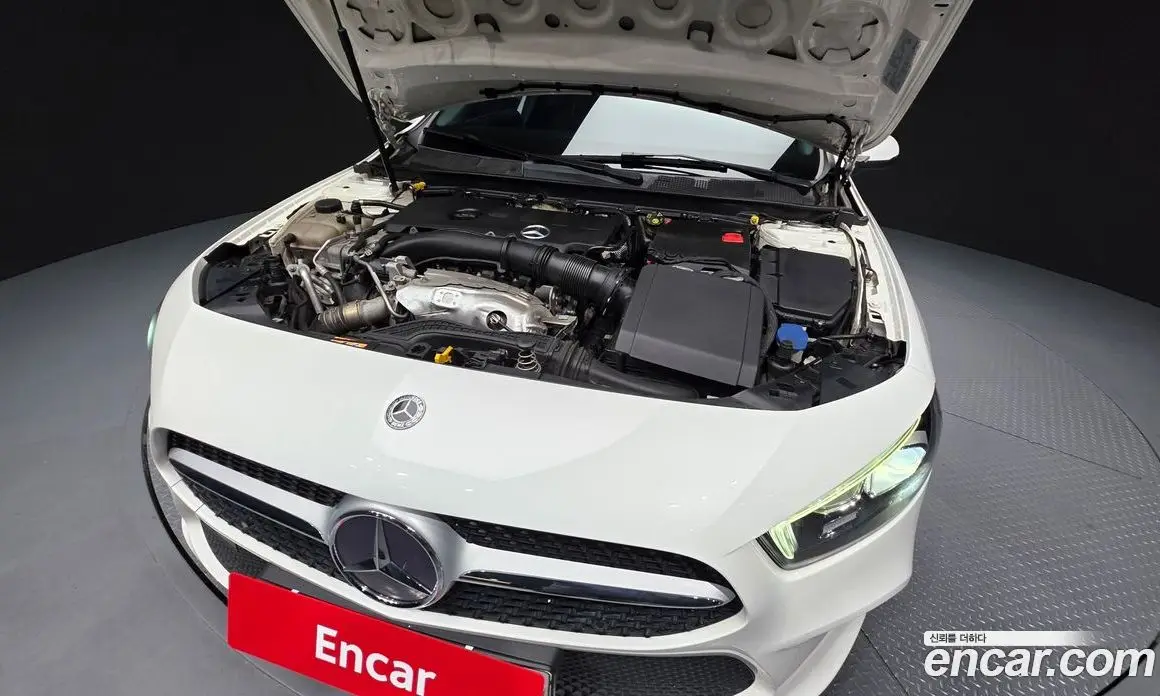 Mercedes-Benz A-Class 2020 2.0 автомат (гидро), фото 6 Mercedes-Benz A-Class 2020 2.0 автомат (гидро), фото 6