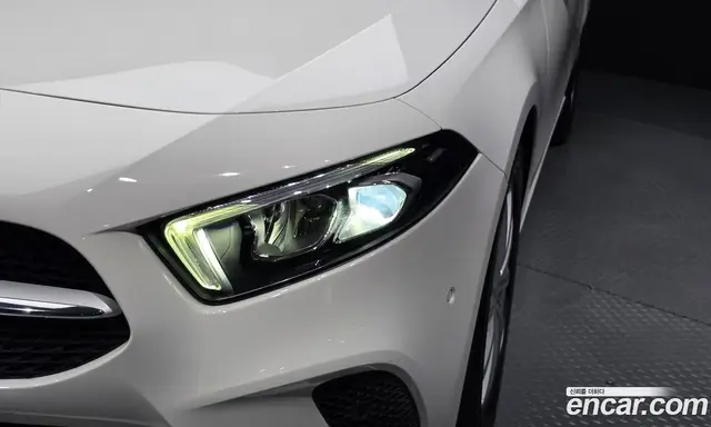 Mercedes-Benz A-Class 2020 2.0 автомат (гидро), миниатюра 8 Mercedes-Benz A-Class 2020 2.0 автомат (гидро), миниатюра 8