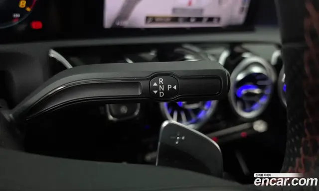 Mercedes-Benz A-Class 2021 2.0 автомат (гидро), миниатюра 12
