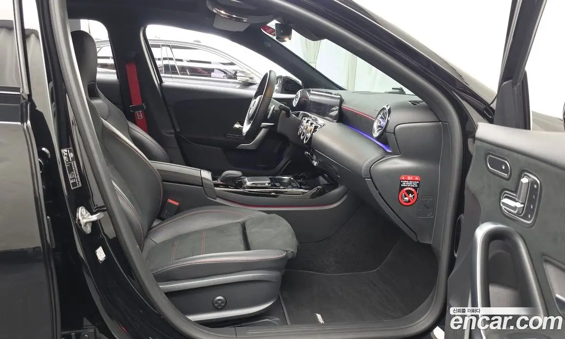 Mercedes-Benz A-Class 2021 2.0 автомат (гидро), фото 17