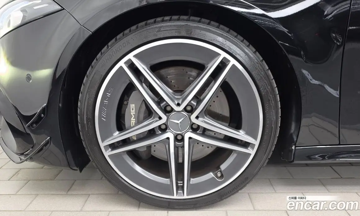Mercedes-Benz A-Class 2021 2.0 автомат (гидро), фото 5