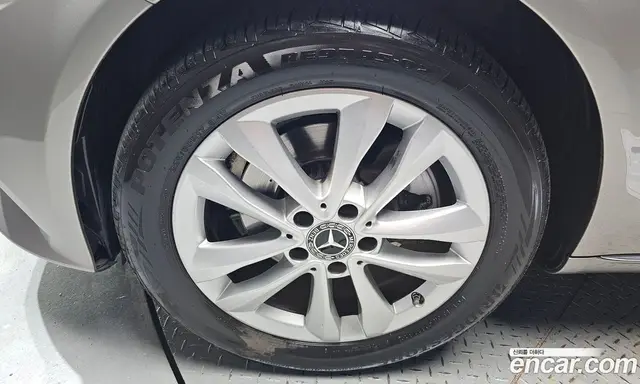 Mercedes-Benz C-Class 2019 1.9 автомат (гидро), миниатюра 5