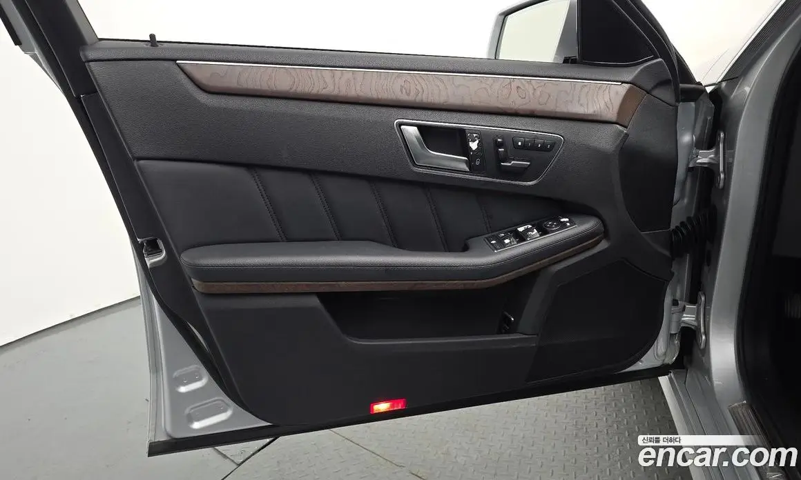 Mercedes-Benz E-Class 2013 3.5 автомат (гидро), фото 13