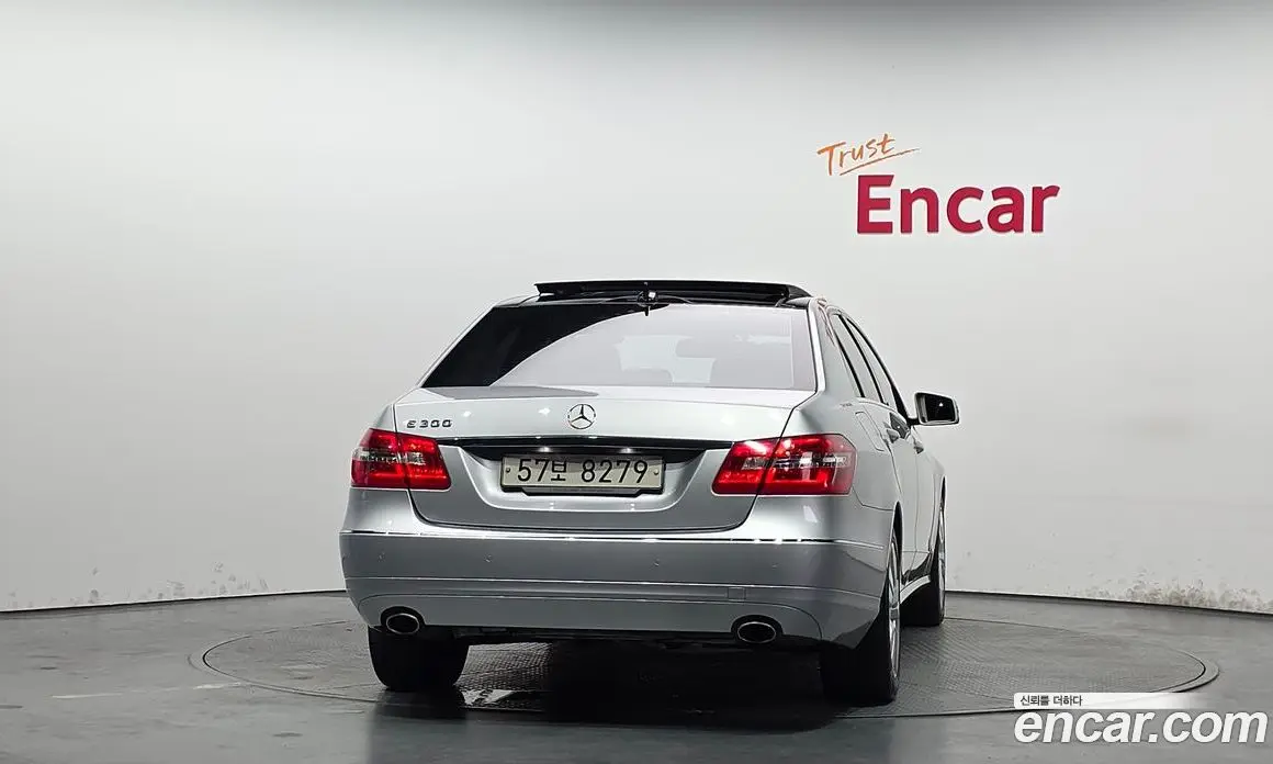 Mercedes-Benz E-Class 2013 3.5 автомат (гидро), фото 3