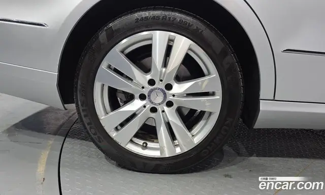 Mercedes-Benz E-Class 2013 3.5 автомат (гидро), миниатюра 4