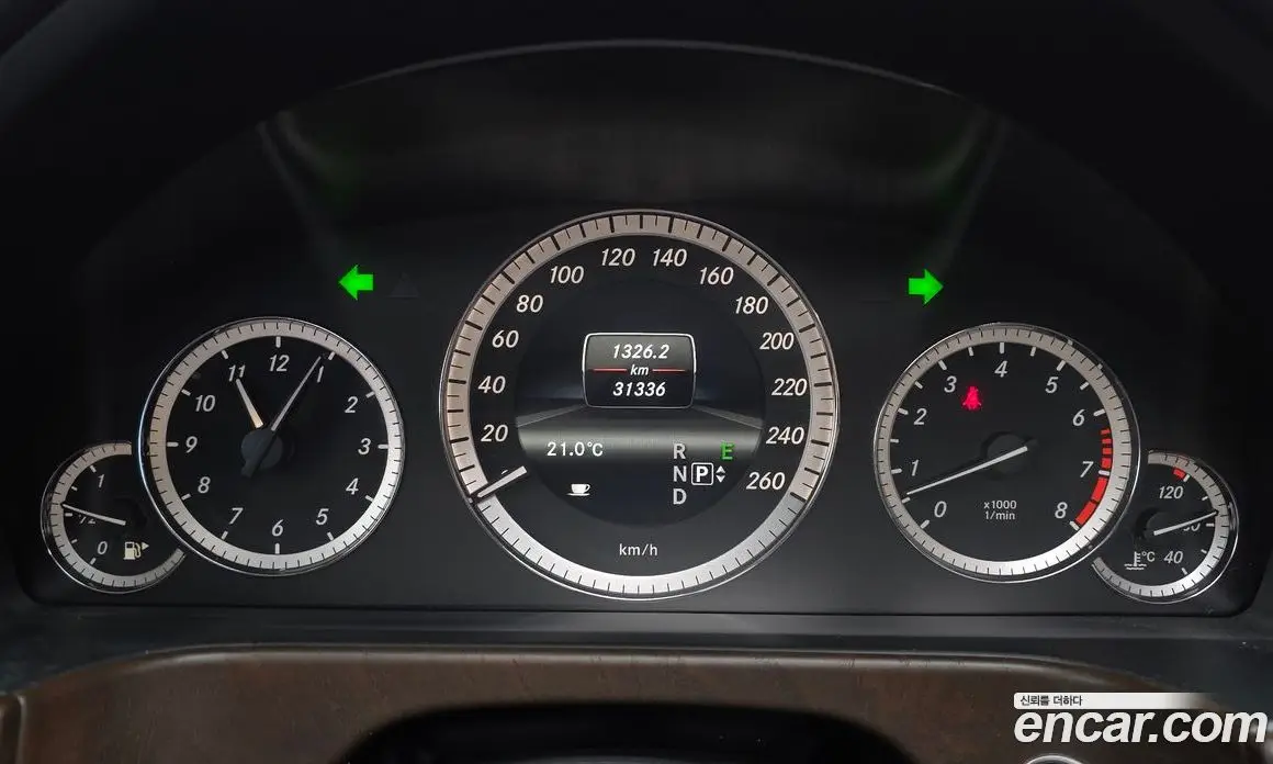 Mercedes-Benz E-Class 2013 3.5 автомат (гидро), фото 10