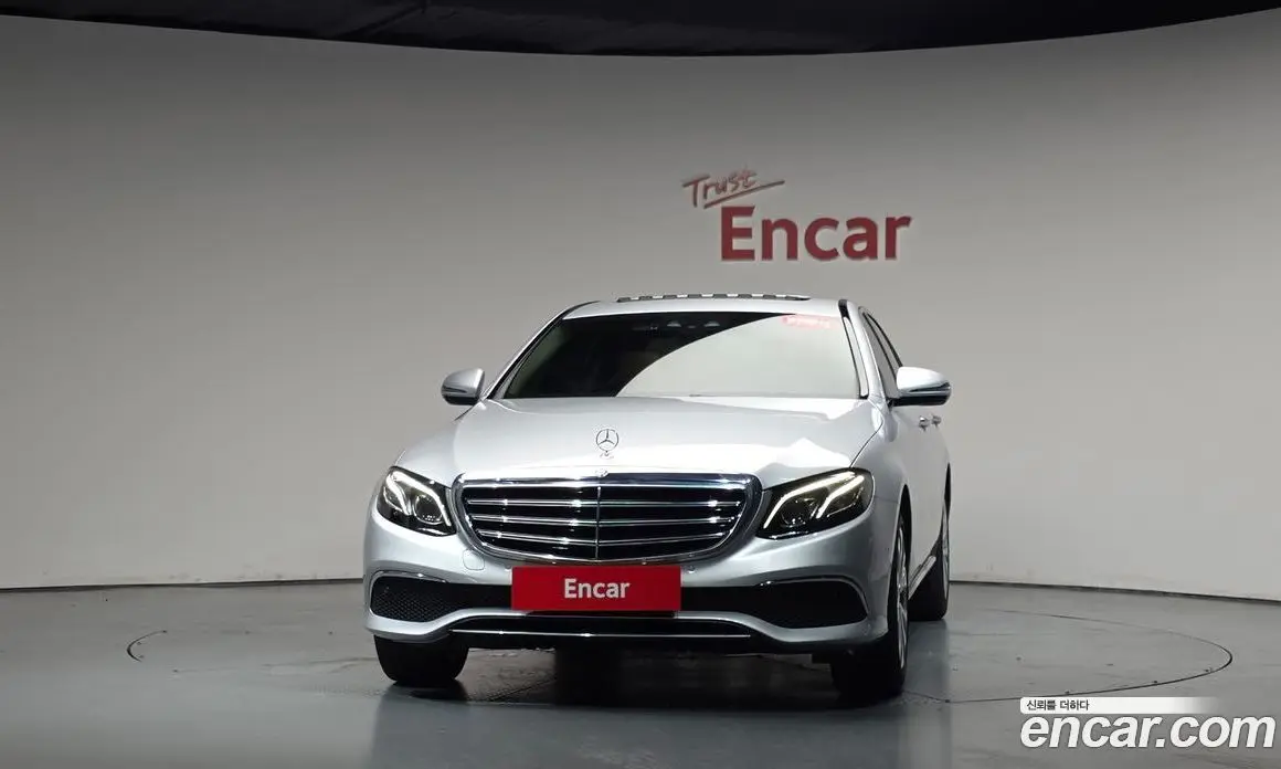Mercedes-Benz E-Class 2016 1.9 автомат (гидро), фото 2 Mercedes-Benz E-Class 2016 1.9 автомат (гидро), фото 2