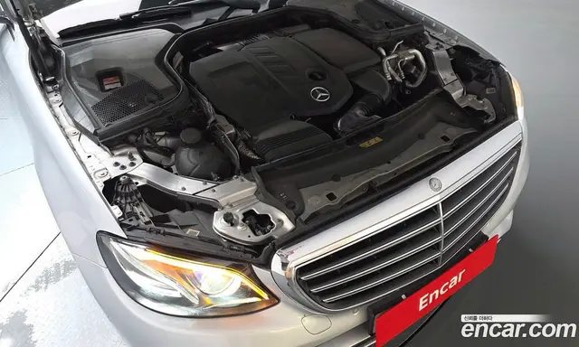Mercedes-Benz E-Class 2016 1.9 автомат (гидро), миниатюра 5 Mercedes-Benz E-Class 2016 1.9 автомат (гидро), миниатюра 5