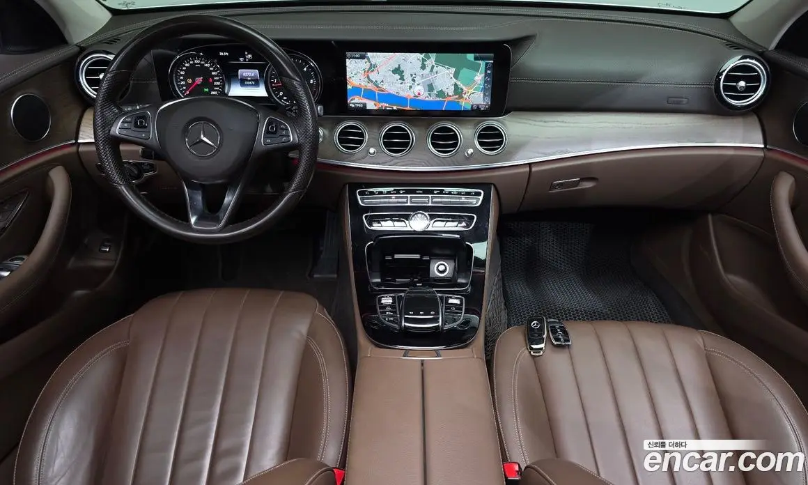 Mercedes-Benz E-Class 2016 1.9 автомат (гидро), фото 9 Mercedes-Benz E-Class 2016 1.9 автомат (гидро), фото 9