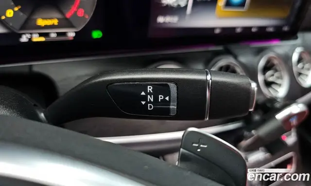 Mercedes-Benz E-Class 2017 1.9 автомат (гидро), миниатюра 11