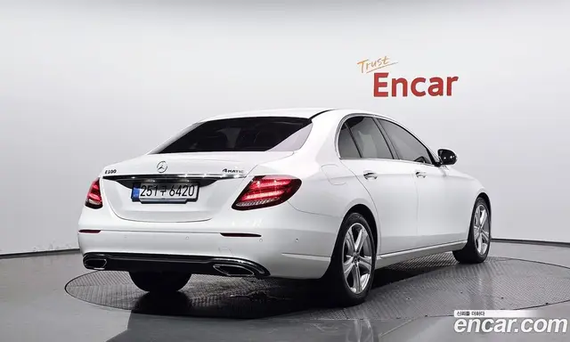 Mercedes-Benz E-Class, 2018, 79 722 км