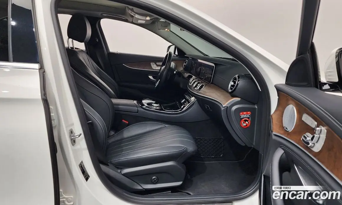 Mercedes-Benz E-Class 2019 2.0 автомат (гидро), фото 16