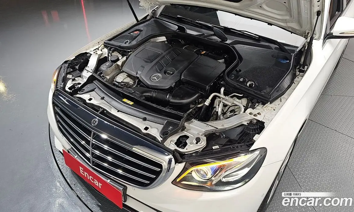 Mercedes-Benz E-Class 2019 1.9 автомат (гидро), фото 6 Mercedes-Benz E-Class 2019 1.9 автомат (гидро), фото 6