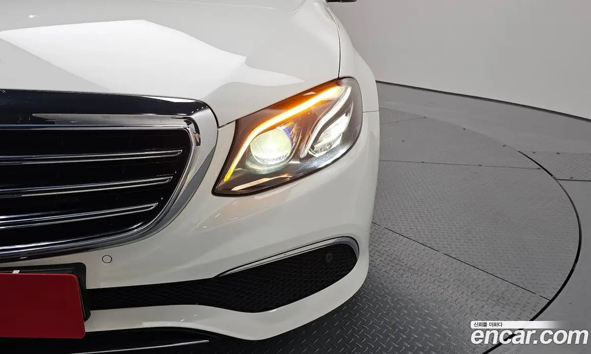 Mercedes-Benz E-Class 2019 1.9 автомат (гидро), фото 8 Mercedes-Benz E-Class 2019 1.9 автомат (гидро), фото 8