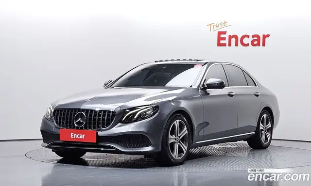 Mercedes-Benz E-Class, 2019, 90 836 км