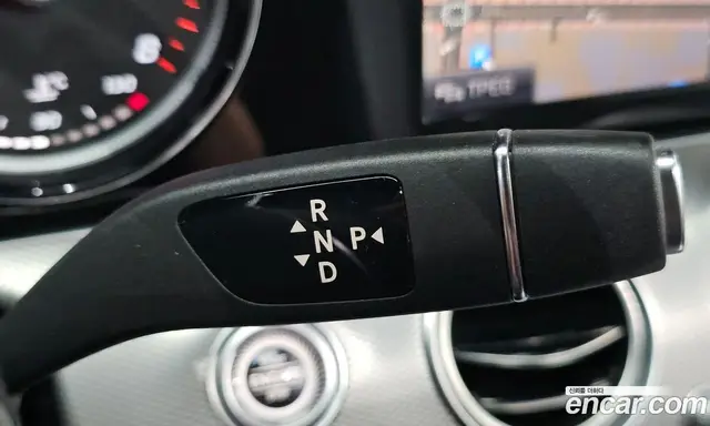 Mercedes-Benz E-Class 2019 2.0 автомат (гидро), миниатюра 11