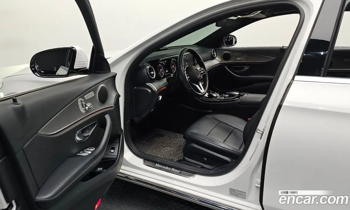 Mercedes-Benz E-Class 2019 2.0 автомат (гидро), фото 12