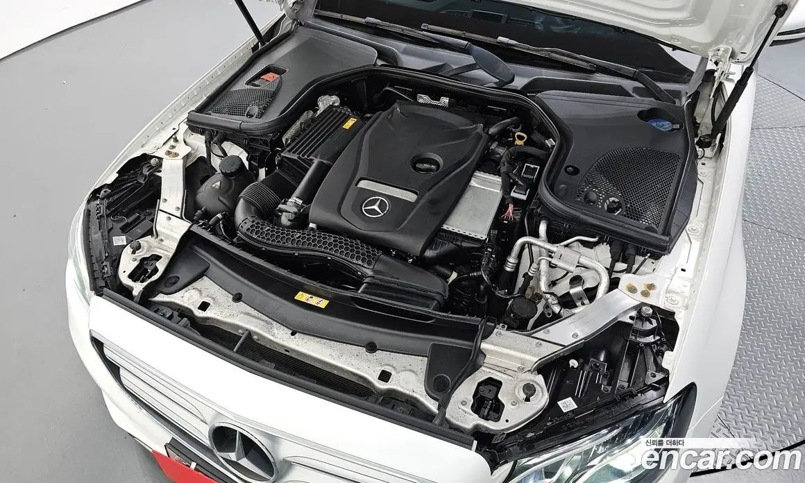 Mercedes-Benz E-Class 2019 2.0 автомат (гидро), фото 5